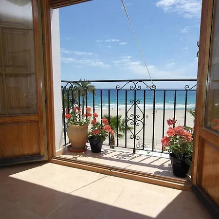 Appartement Ar3b, Arsenal Barry, En Primera Linea